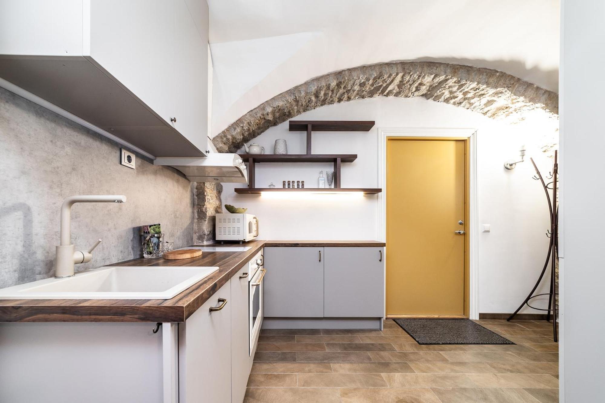Apartment Historical & Modern Business With Sauna @kadriorg *